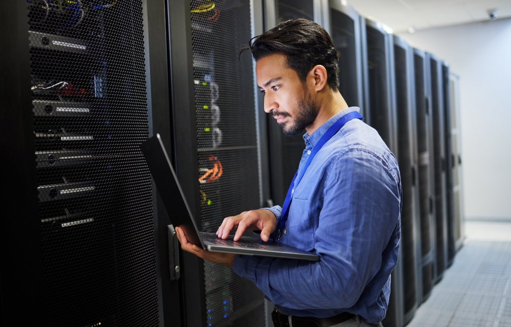 img s8 Enterprise Server Infrastructure mb